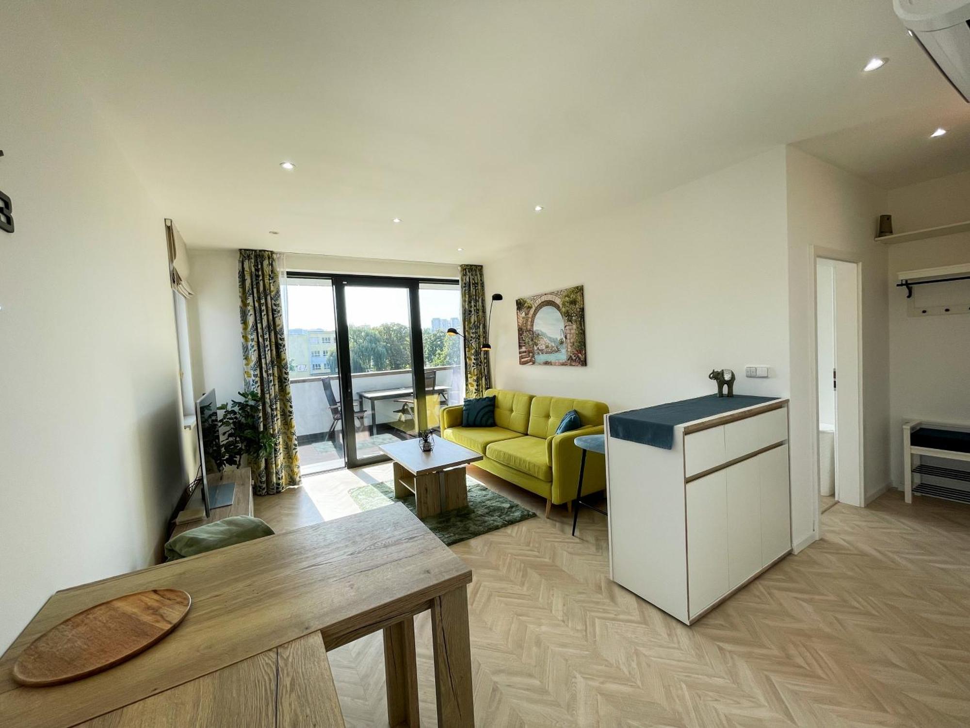 Luxury City Retreat With Terrace โกชิเซ ภายนอก รูปภาพ